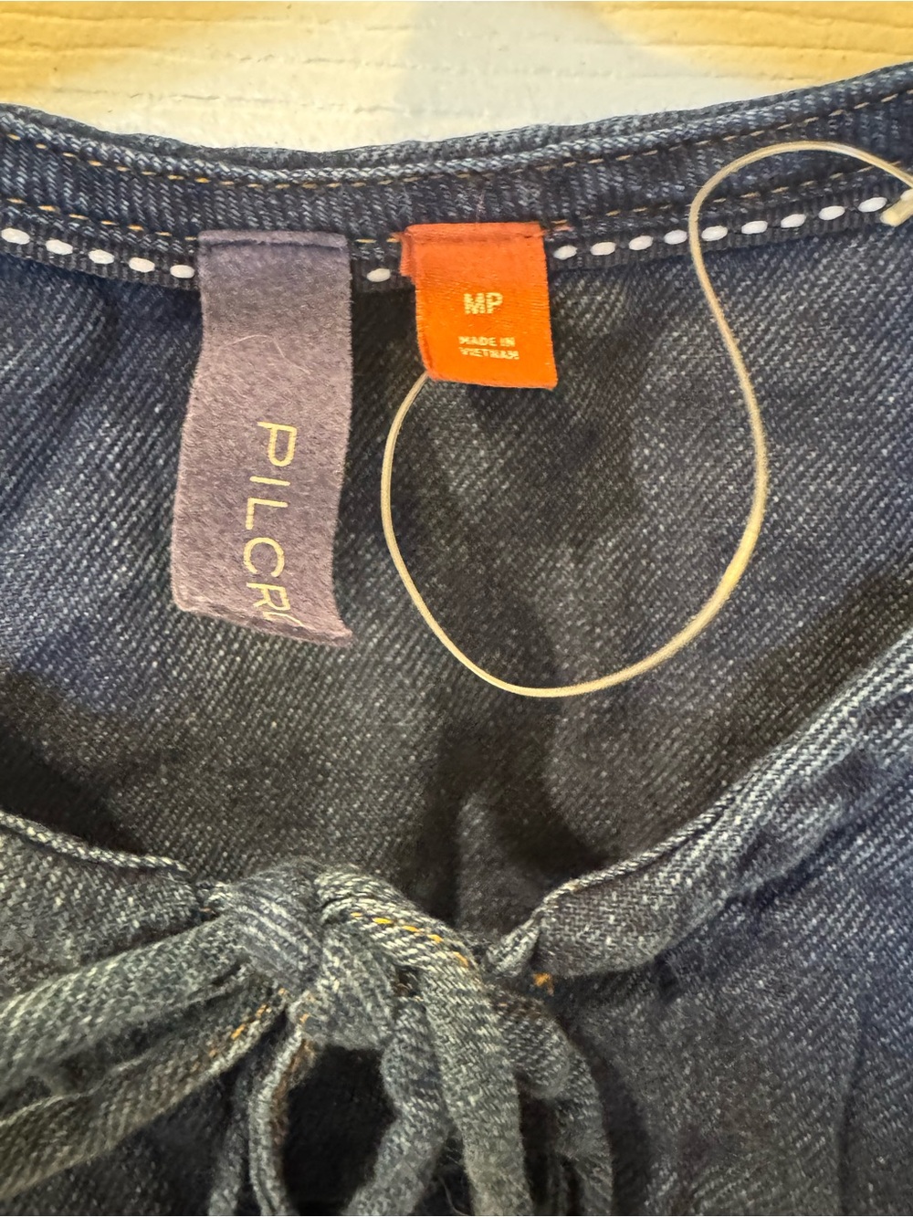 NWOT Pilcro Denim Peasant Blouse - Picture 3 of 4